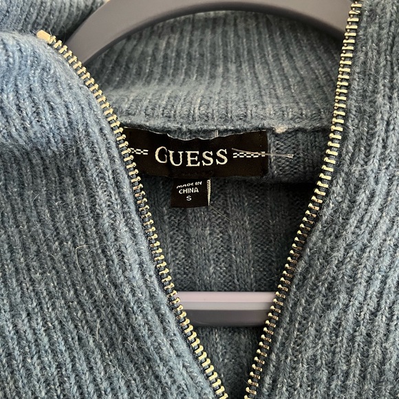 Guess pull up sweater - Picture 2 of 3